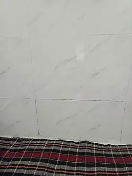 Hot_Riya_999