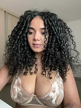 Curlyierr webcam