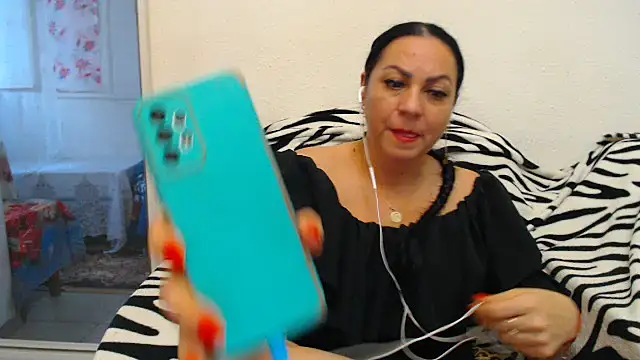 MissElla webcam