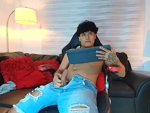 kristhofer_levis_ webcam