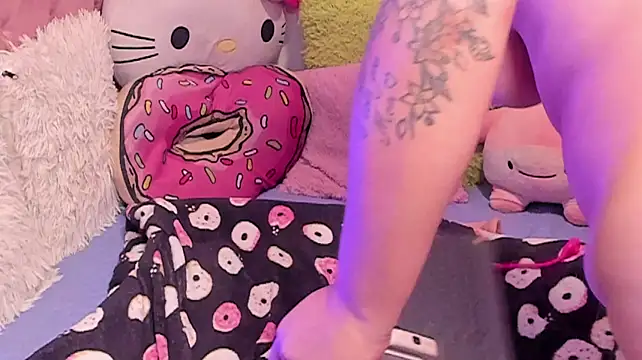 LillyCandy webcam
