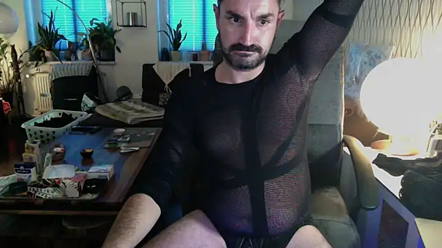 tomz0819