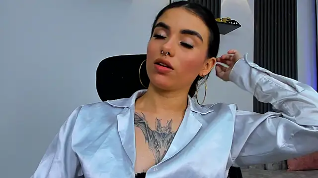 isabella_hv webcam