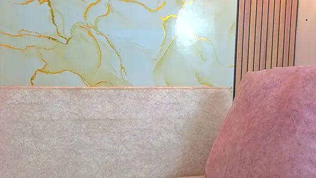 Mara_Bigboobs