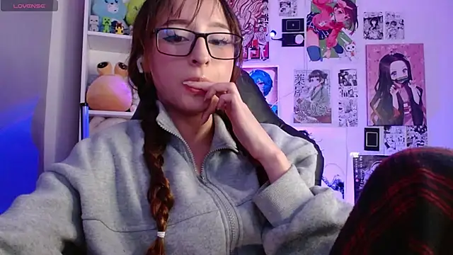 CelesteAyase webcam