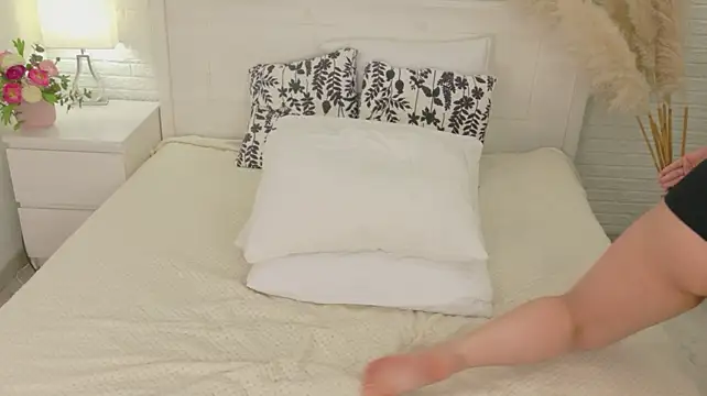 Monica_sex_xxsirens webcam