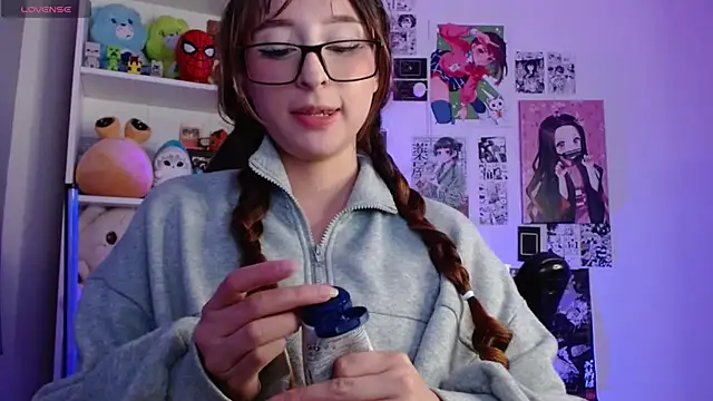 CelesteAyase live cam on StripChat