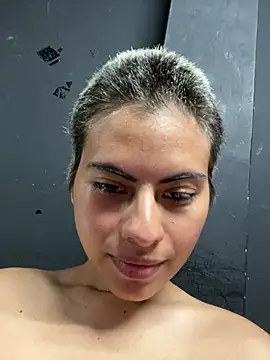 Eva_Feller69