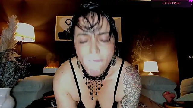 Skay_Hot