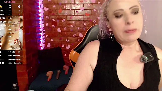 sofiacurvy_45
