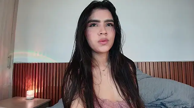 LunaRousse_ webcam