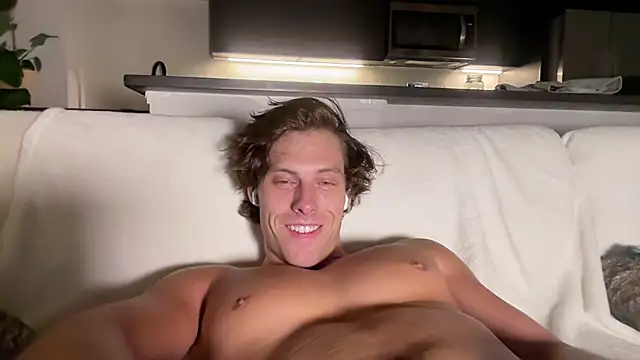 alex_islivee