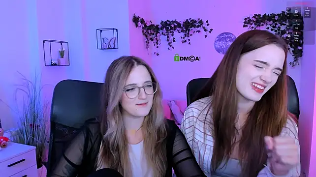 chatroom online Luna Berryy