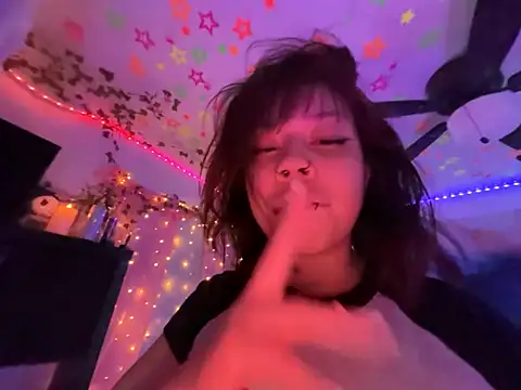 moan4mona webcam