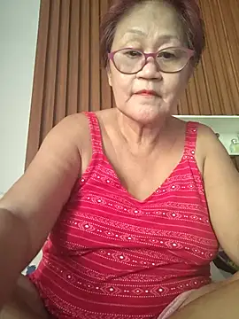 Sunflower1956 live cam on StripChat