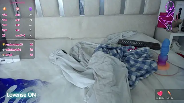 Natasha_699's live stream