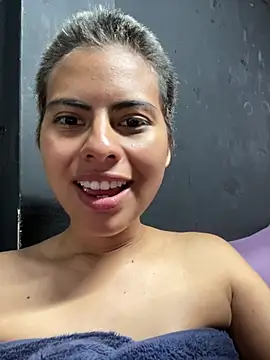 Eva_Feller69