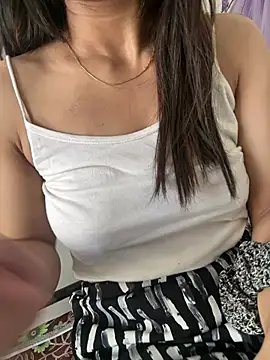 Hidden_Flame_Laiba