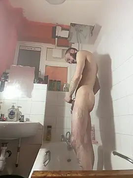 IRISHLONGDONG