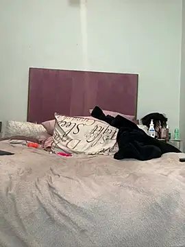 Bootyliciouse21X