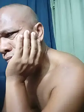 bigblackcock75 webcam
