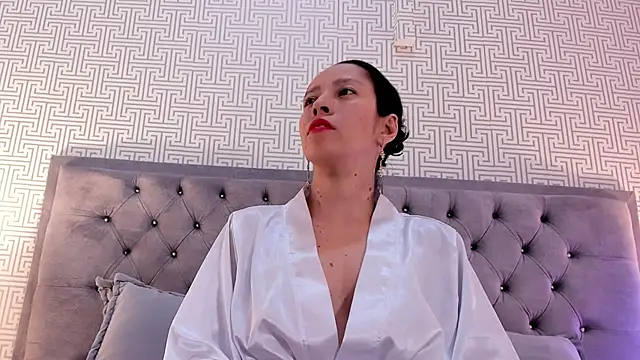 DianaRed_