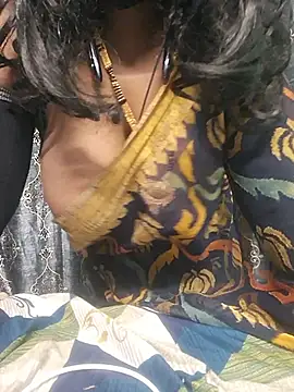 Tamil-ammukutty18 webcam