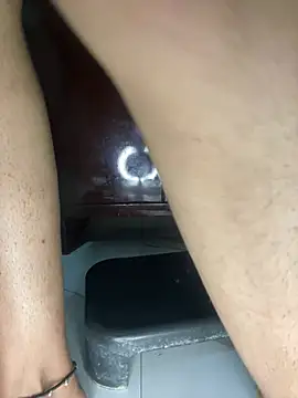 bhabhi_cam (F young) - Cum show with face spit on boobs self