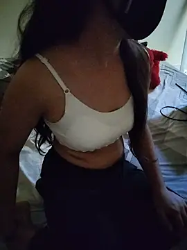 Divya-2580 webcam