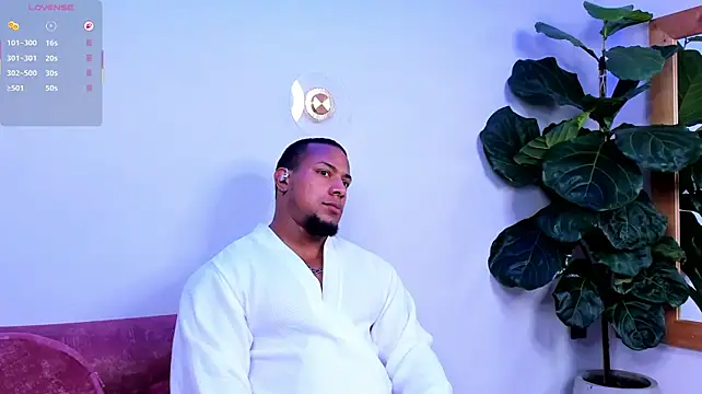 Travis_lenox_