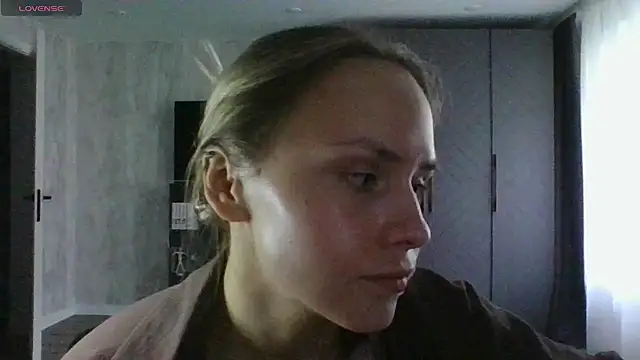 Annie_Cohn