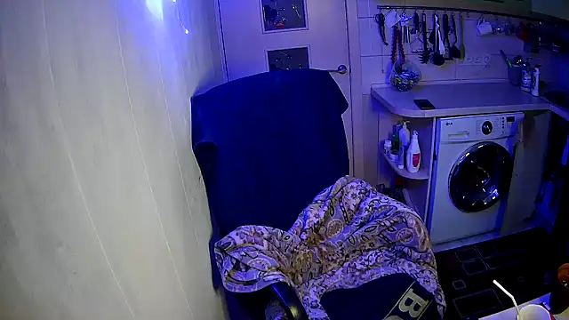 Adda1205 live cam on StripChat