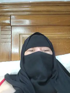 bisan sexy