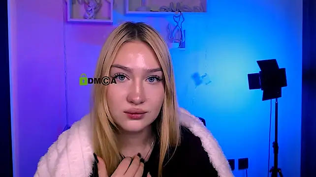 playful_sophie webcam