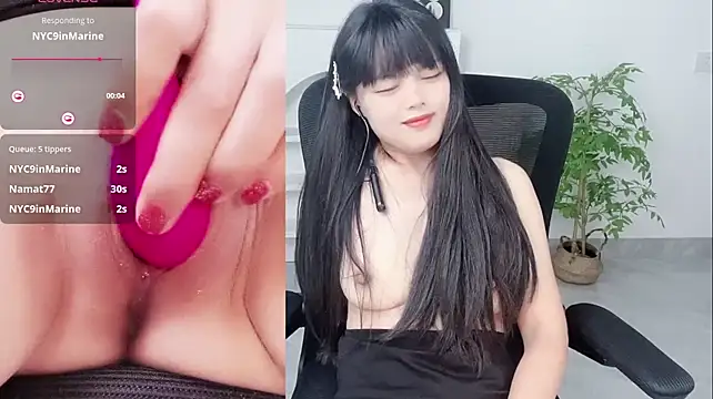 xianxian-baby live cam on StripChat