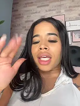 EmmaExoticaXXX webcam