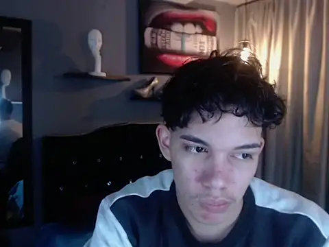haku_nayro webcam