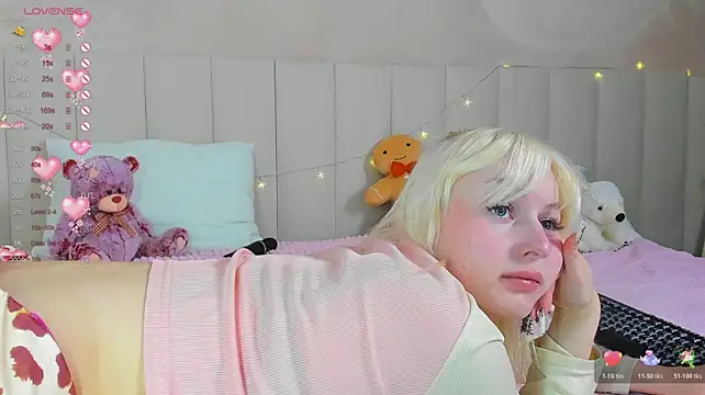 AdeleSilvy webcam