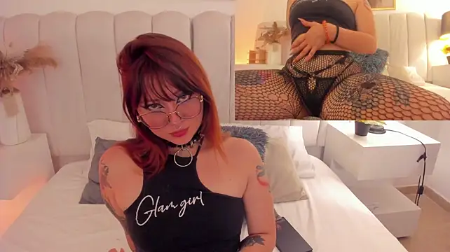 leah_bloom_ webcam