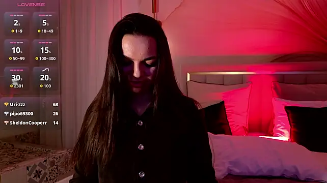 CamillaLarson webcam