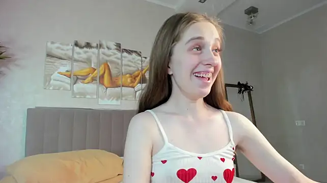 Camilla_Kelly webcam