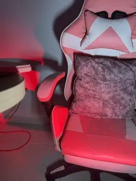 ScarletVelvetX webcam