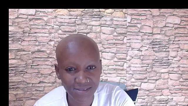 EbonyOlive69 webcam
