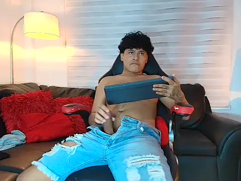 kristhofer_levis_ webcam