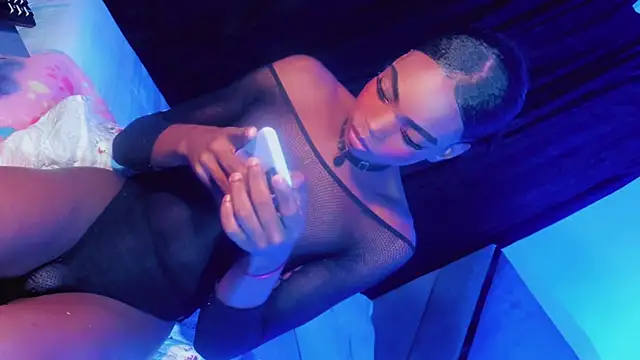 Keily_Tsx1