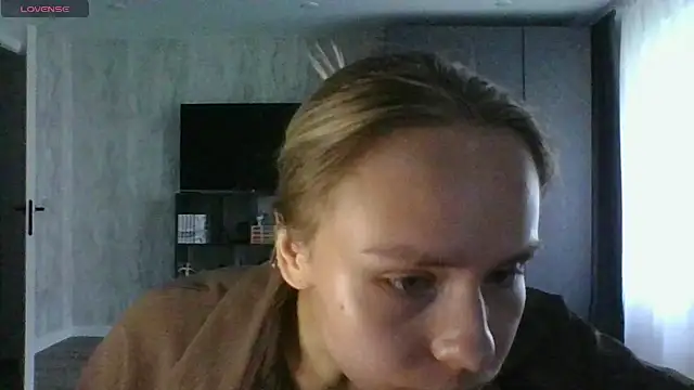 Annie_Cohn live cam on StripChat