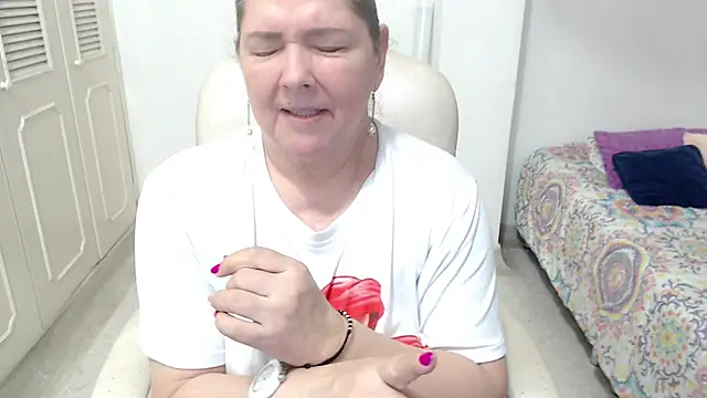 leonela_69