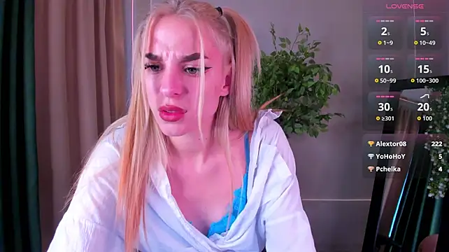 emy__angel live cam on StripChat