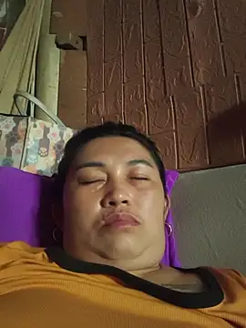 SimpleLai live cam on StripChat