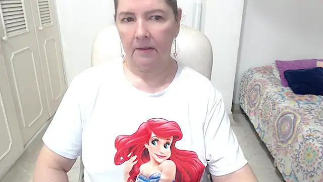 leonela_69 webcam